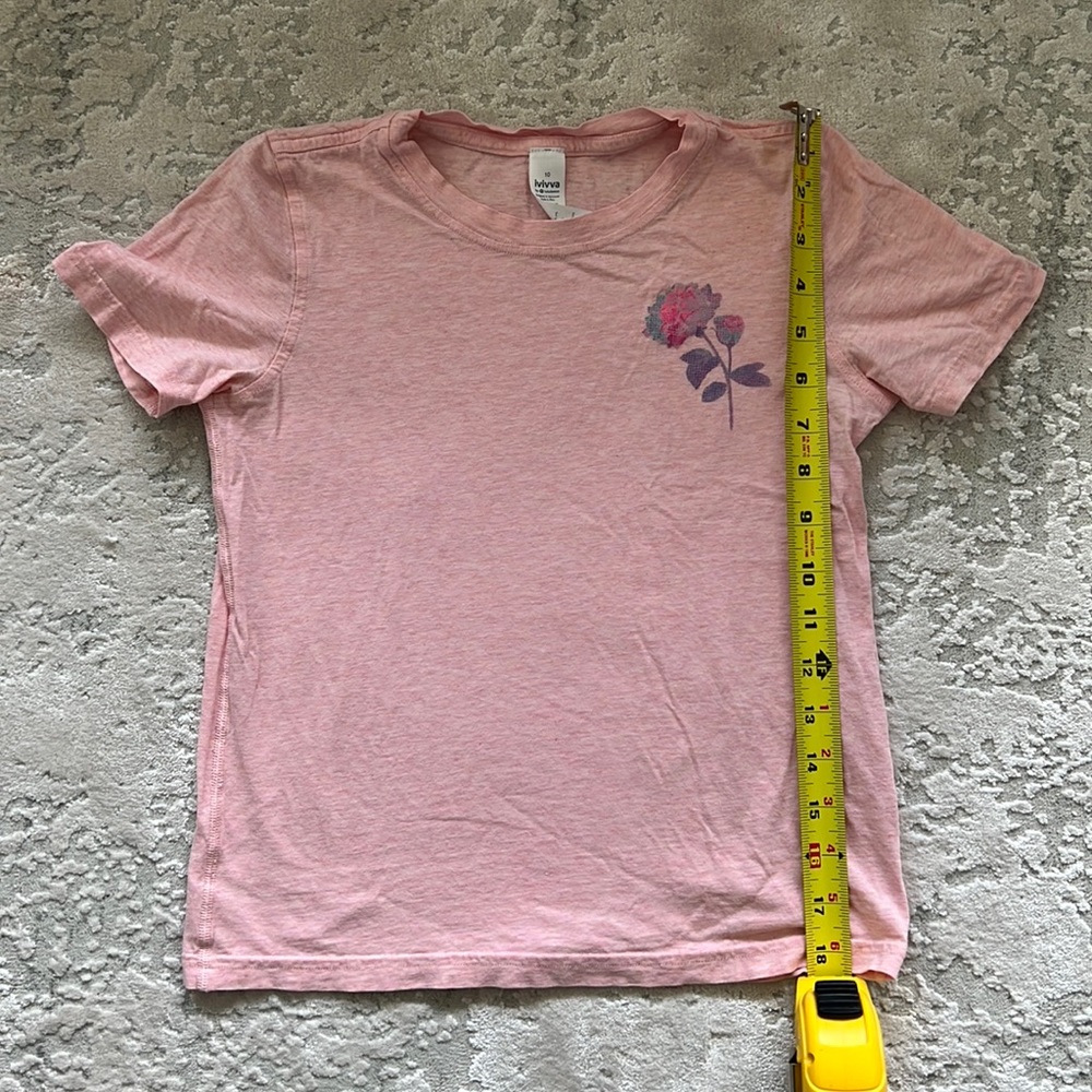 Ivivva kids T-shirt